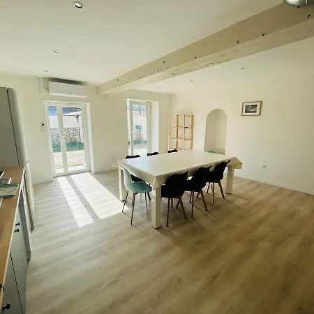 Fleur De Vigne Saint-Laurent-de-Medoc