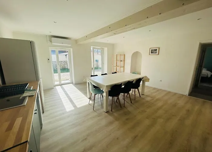 Fleur De Vigne Saint-Laurent-de-Medoc